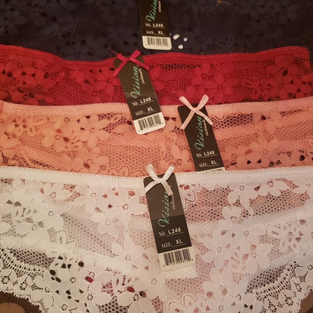 NWT Lacy Intimates